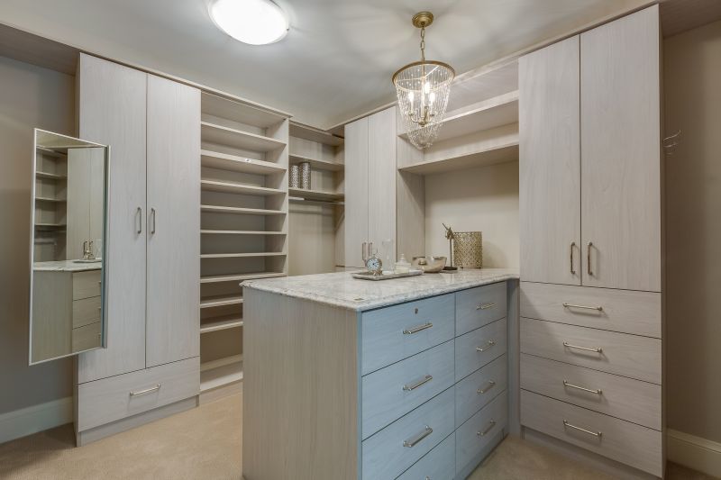 Custom Cabinets and Vanities